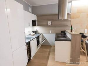 142182 HomeCompany Dresden Möbliert/Furnished Exklusives 2-Zimmer Apartment in Dresden-Altstadt Nähe Frauenkirche max. 4 Personen! – 1067 Dresden – Vorschaubild 5