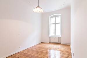Umfassend sanierte 2-Zimmer-Altbauwohnung mit Balkon in ruhiger Lage – bezugsfrei – 13347 Berlin – Vorschaubild 6