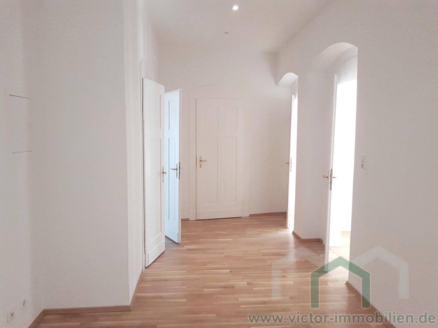 ** Große 4-Zimmer-Whg. mit zwei Balkonen und Tageslichtbad ** – Leipzig – Vorschaubild 5