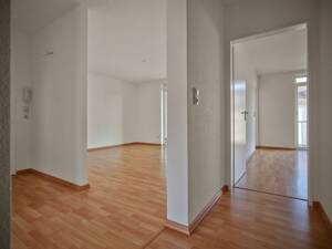 Provisionsfreie 3-Raumwohnung im 2.Obergeschoss mit Balkon und mit Einbauküche zu vermieten !!! – 4758 Oschatz – Vorschaubild 7
