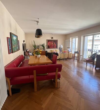 Großzügig renovierte 4 Zimmer Altbauwohnung mit Balkon in ruhiger Bestlage von Haidhausen – München – Vorschaubild 2