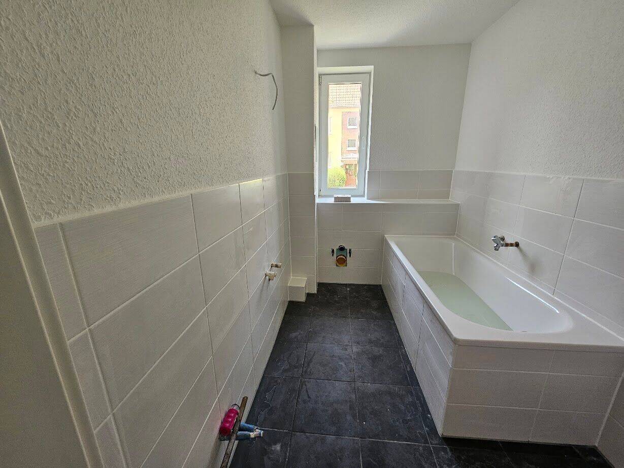 Einziehen und WOHLFÜHLEN! - sanierte 4-Raum-Wohnung im Hopfengarten – Magdeburg – Vorschaubild 5