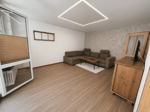 Bezugsfreie 3-Zimmer-Wohnung mit Garten, Terrasse und zwei Stellplätzen - ein wahres Wohnparadies!