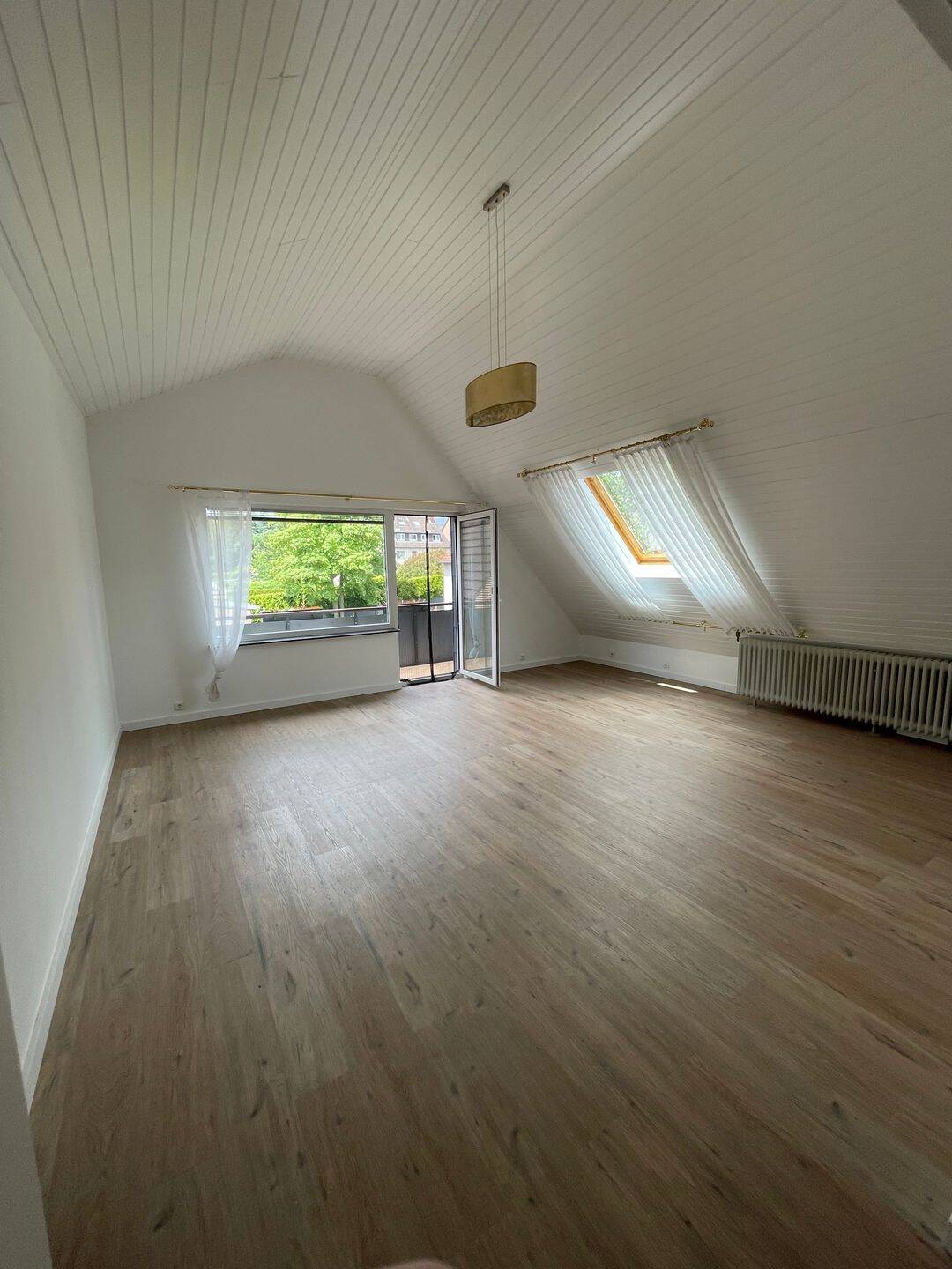 Repräsentative 3-Zimmer-Wohnung mit Balkon in gepflegtem Mehrfamilienhaus in Essen-Schönebeck – Essen – Vorschaubild 4