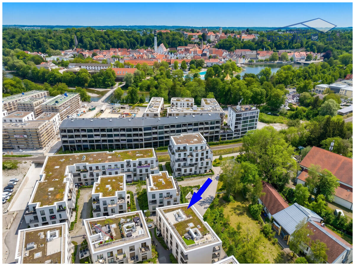 Möblierte 2-ZKB-Luxus-Neubauwohnung mit Südwest-Terrasse & TG-Stellplatz am Papierbach - bezugsfrei