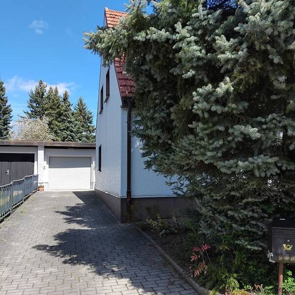 Haus in 08066 Zwickau mit 100 m² kaufen