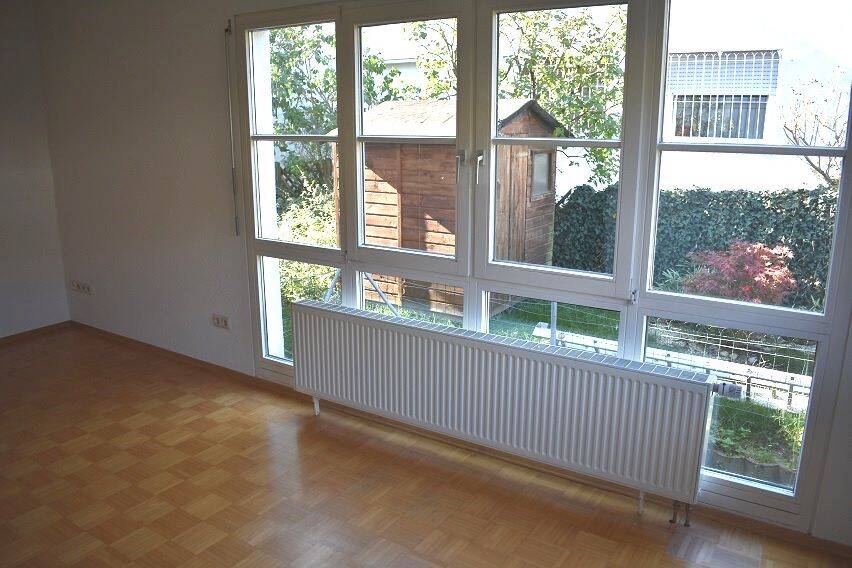 Großzügige Doppelhaushälfte inkl. Einliegerwohnung in ruhiger Lage von Stuttgart-Plieningen – Stuttgart – Vorschaubild 2