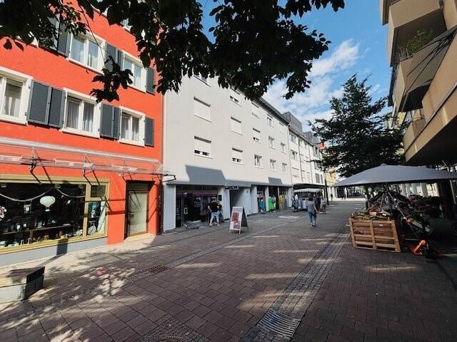 Lukratives Investment: Saniertes Wohn-/Geschäftshaus in der Fußgängerzone mit Ausbaureserve – Singen (Hohentwiel) – Bild 1 von 9