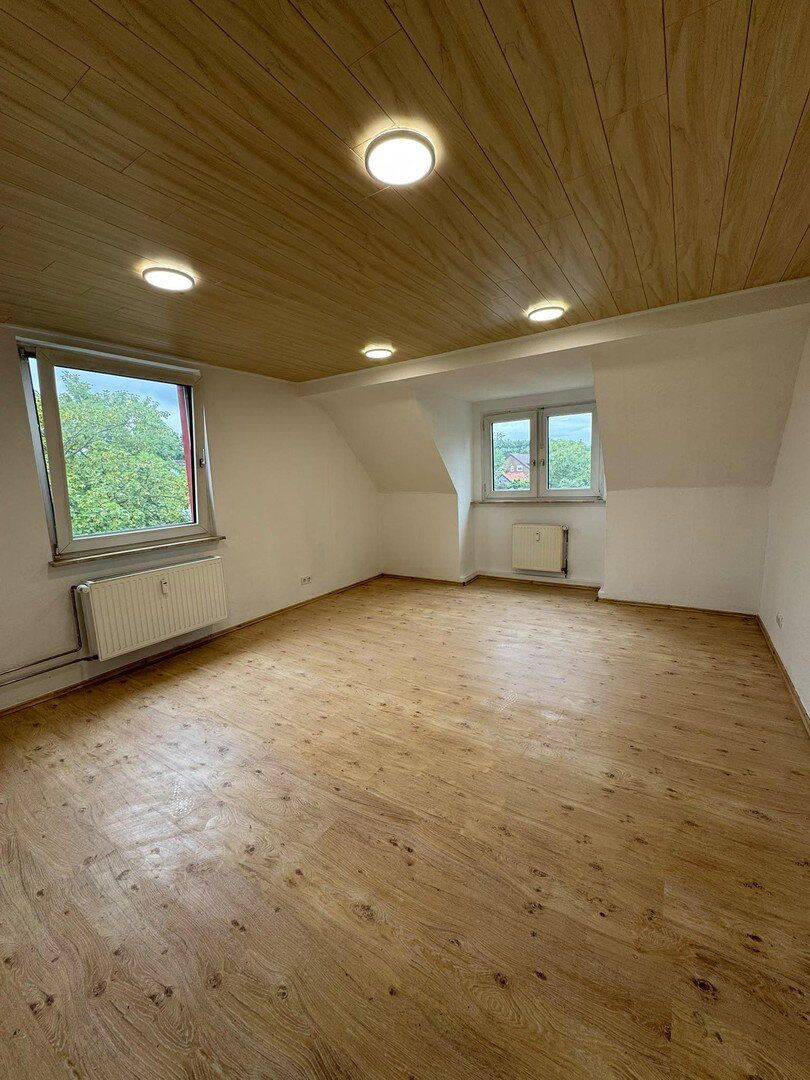 Attraktive und frisch renovierte 3-Zimmer-Wohnung in gepflegtem Mehrfamilienhaus – Bottrop – Vorschaubild 8