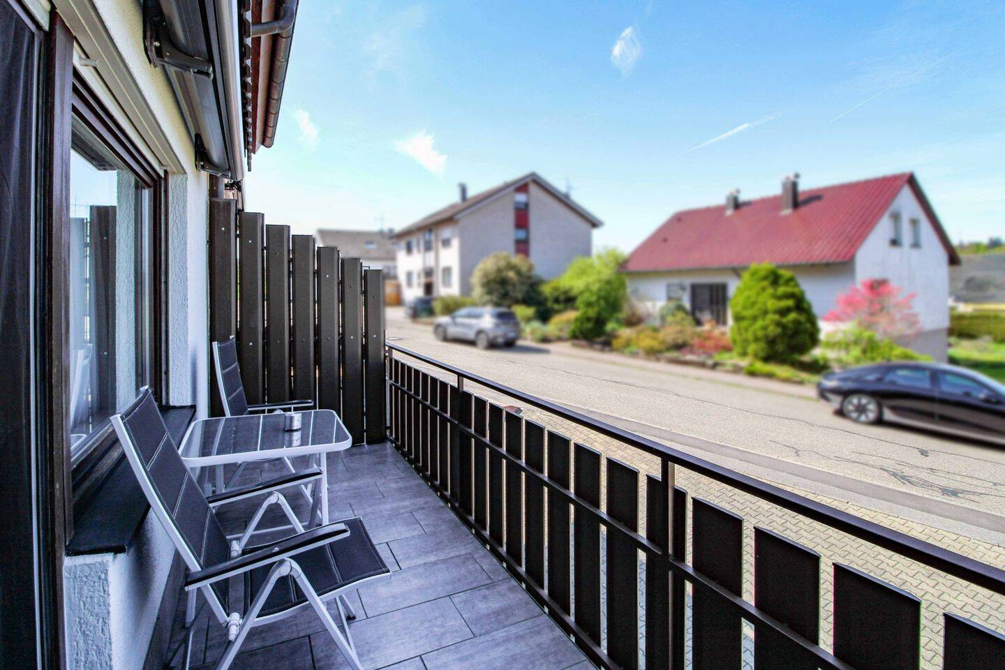Sonnenenergie trifft Wohnqualität - Stilvolles Reihenhaus mit Ausbaupotenzial und Charme – Tiefenbronn – Vorschaubild 5