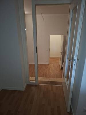 Charmante 2,5-Zimmer-Wohnung in bester Lage am Alten Markt in Kiel – 24103 Kiel – Vorschaubild 3