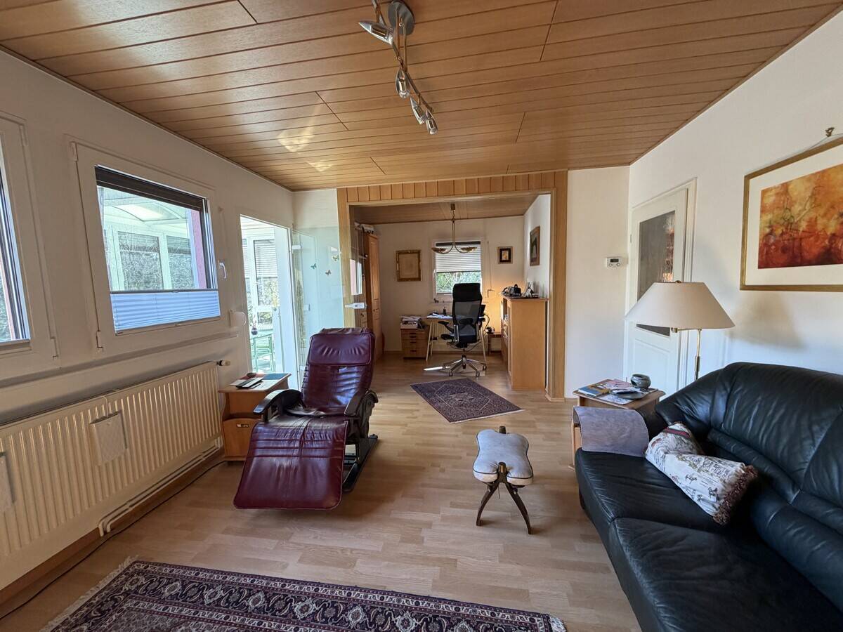 Gepflegtes Einfamilienhaus mit Wintergarten, idyllischem Garten und Garage - bezugsfrei ab 06/2026 – Berlin – Vorschaubild 7