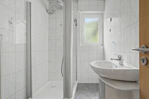Ein Haus, viele Möglichkeiten - wohnen, vermieten oder beides verbinden – 68794 Oberhausen-Rheinhausen – Vorschaubild 8