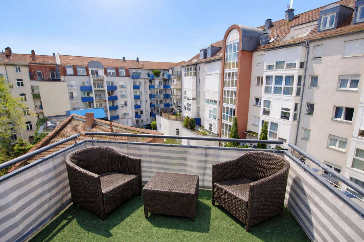 Unkomplizierte Kapitalanlage in starker Lage - ruhiges Apartment mit Balkon – Nürnberg – Vorschaubild 3