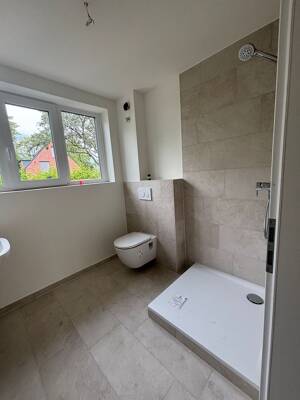helle 4-Zimmer-Wohnung im Zwei-Familienhaus – 22607 Hamburg – Vorschaubild 8
