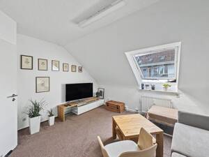 Heidelberg-Rohrbach: Schicke 4-Zimmer-Dachgeschosswohnung mit unverbaubarem Blick auf den Boxberg – 69126 Heidelberg – Vorschaubild 9