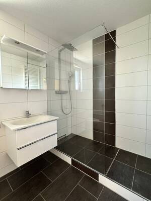 Familienglück am Kanal: provisionsfreies Reiheneckhaus mit Garten, Garage und 4,5 Zimmern – 90455 Nürnberg – Vorschaubild 8