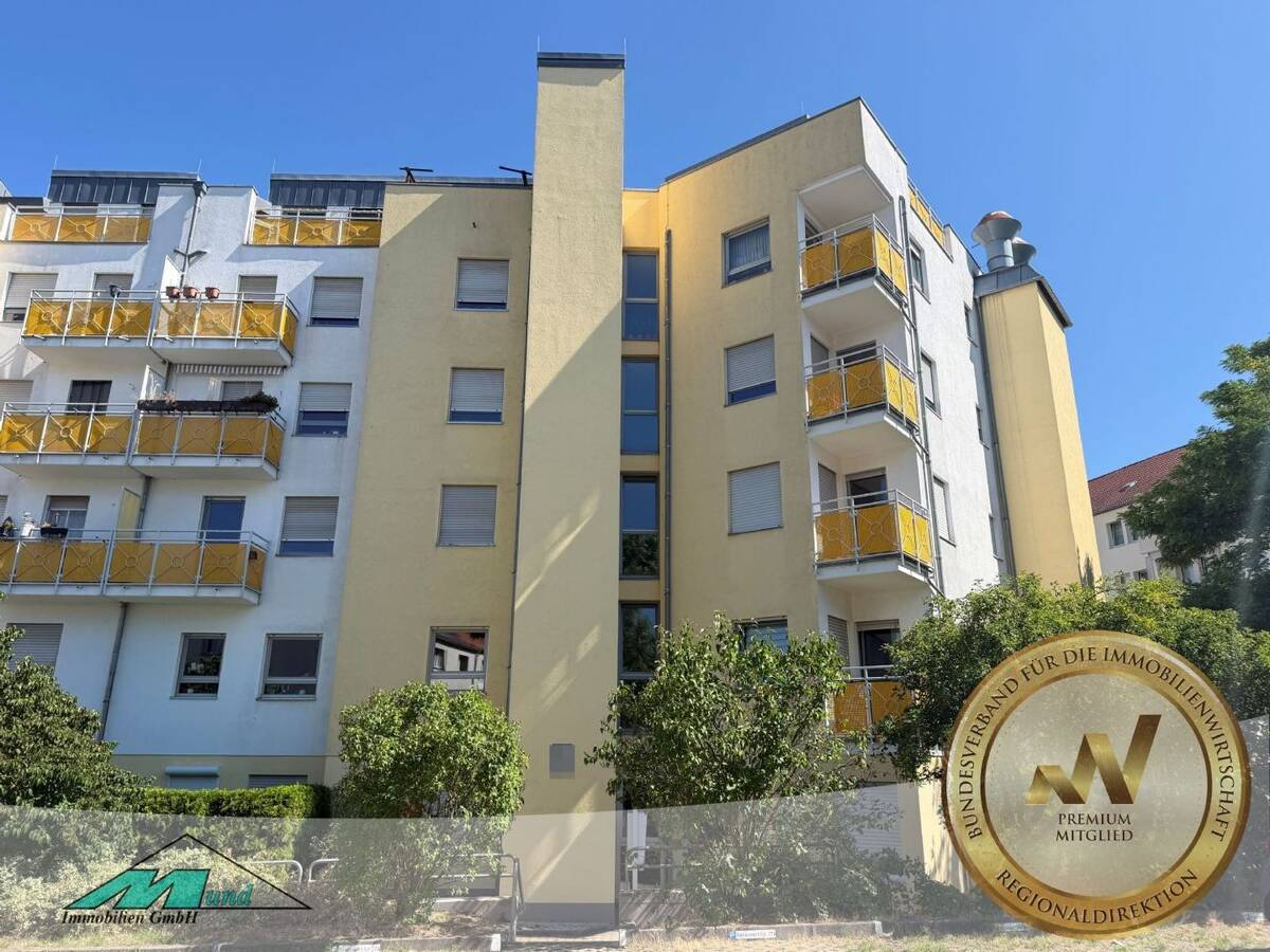 Attraktive Kapitalanlage: Gut vermietete 1,5-Zimmer-Wohnung mit Stellplatz – 4159 Leipzig – Bild 1 von 8