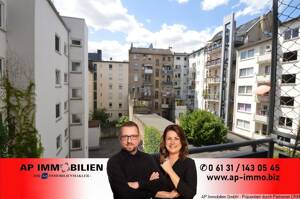 NEUSTADT - Der Klassiker: 2 Zimmer, Küche, Bad, Balkon