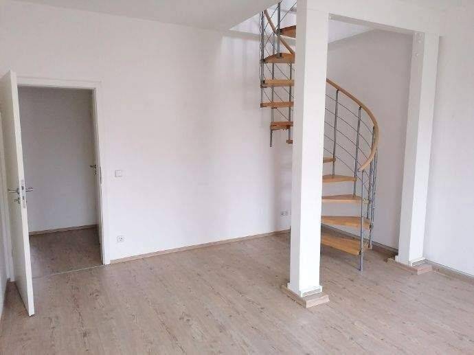!! 4-Zimmer-Maisonettewohnung mit 2 Bädern und 2 Balkonen !! – Chemnitz – Vorschaubild 2