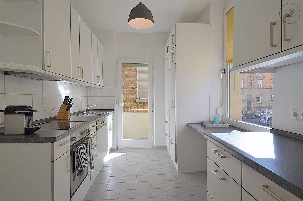 Wunderschöne, modern möblierte Altbauwohnung mit Balkon in Stuttgart Süd – Stuttgart – Vorschaubild 3