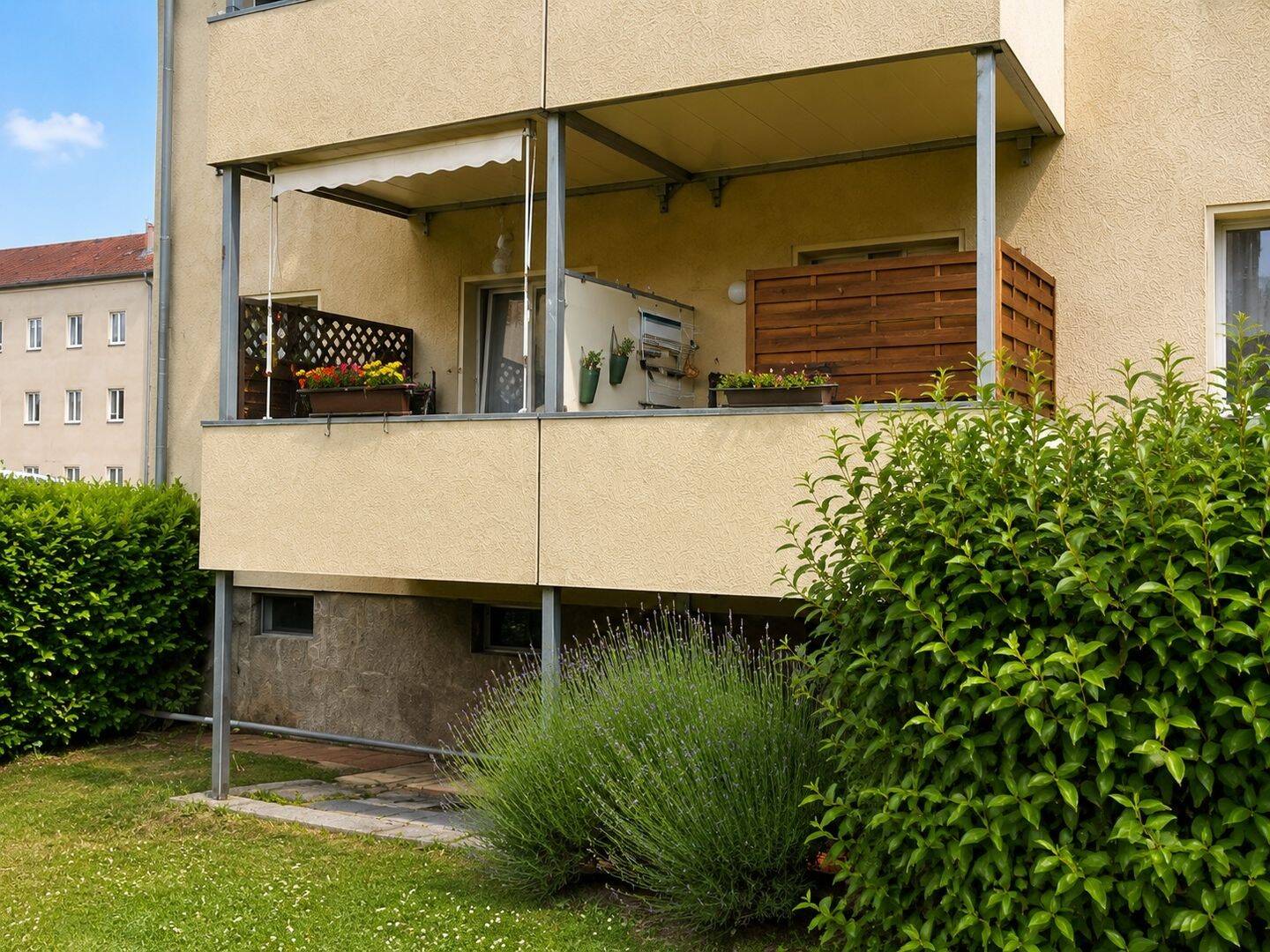 4,46 % Rendite | Balkon | Außenstellplatz | Wannenbad – Leipzig – Vorschaubild 2