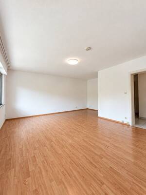 Provisionsfrei - Helle 1,5-Zimmer-Wohnung mit Stellplatz und hervorragender ÖPNV-Anbindung – 70569 Stuttgart – Vorschaubild 3