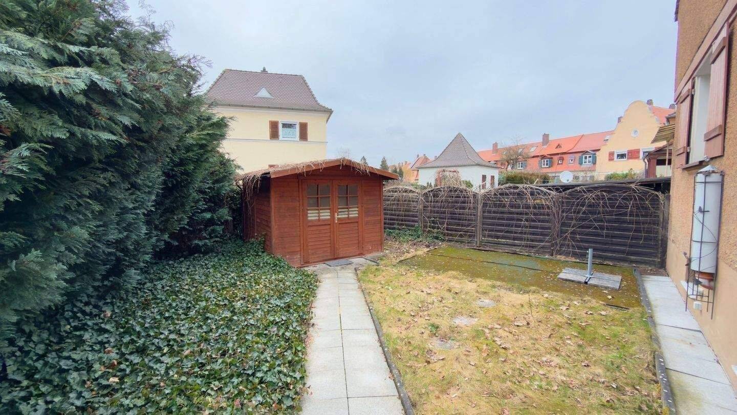 Doppelhaushälfte von ca 1912 im Ensembleschutz - Renoviert - 4 Zimmer, Garten mit platz für Kinder in Nürnberg-Werderau – Nürnberg – Vorschaubild 3