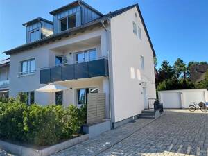Sebaldussiedlung, Nähe Uni + City! Toll sanierte 2,5-Zi.-DG-Whg. + Garage! – 91058 Erlangen – Vorschaubild 2