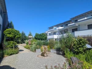 KFW 55 Effizienzhaus ! Neuwertige Obergeschosswohnung mit Aufzug ! – 94315 Straubing – Vorschaubild 5