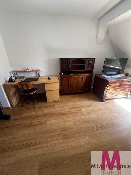 Frisch sanierte und hochwertig möblierte 2-Zimmerwohnung in zentraler Lage – Nürnberg – Vorschaubild 2