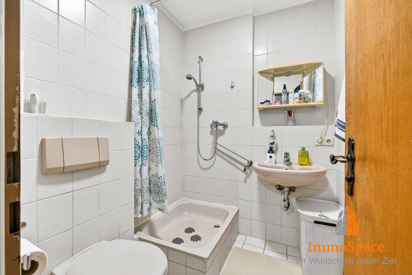 IMMOSPACE *** Kapitalanlage: Gepflegte 1 ZKB mit Balkon ins Grüne *** – Augsburg – Vorschaubild 8