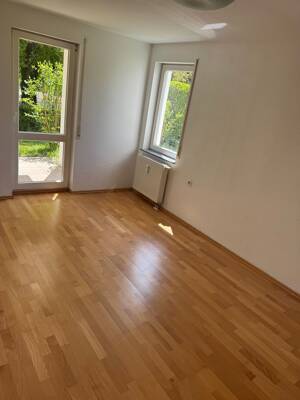 Moderne 2,5-Zimmerwohnung mit Terrasse in Stuttgart Vaihingen Dachswald Terrasse und Garten – 70569 Stuttgart – Vorschaubild 5