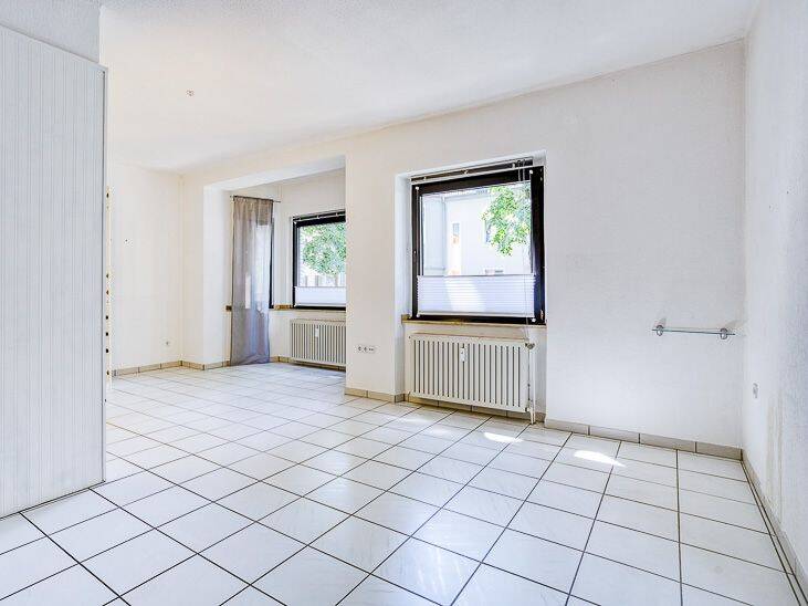 Viele Optionen - Dreifamilienhaus in ruhiger und zentraler Umgebung von Duisburg-Wanheimerort – Duisburg – Vorschaubild 4