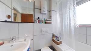 90m² Wohntraum mit Garage: Stilvoll leben, entspannt parken! – 45219 Essen – Vorschaubild 9