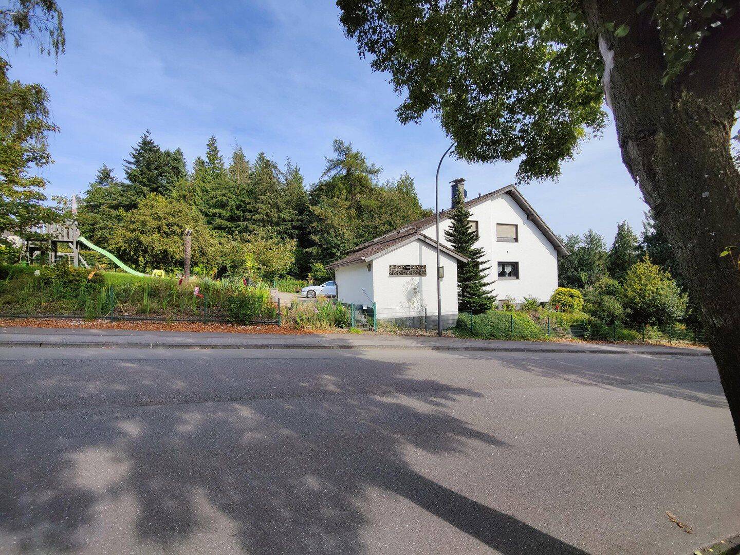 Dreifamilienhaus im Grünen mit großem Grundstück – Remscheid – Vorschaubild 4
