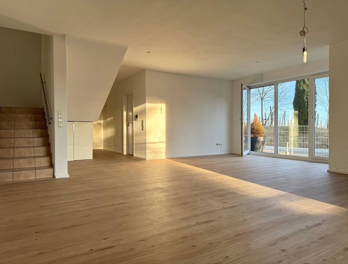 2-Zimmer - lichtdurchflutete Terrassenwohnung über 2-Etagen – 89081 Ulm – Bild 1 von 9