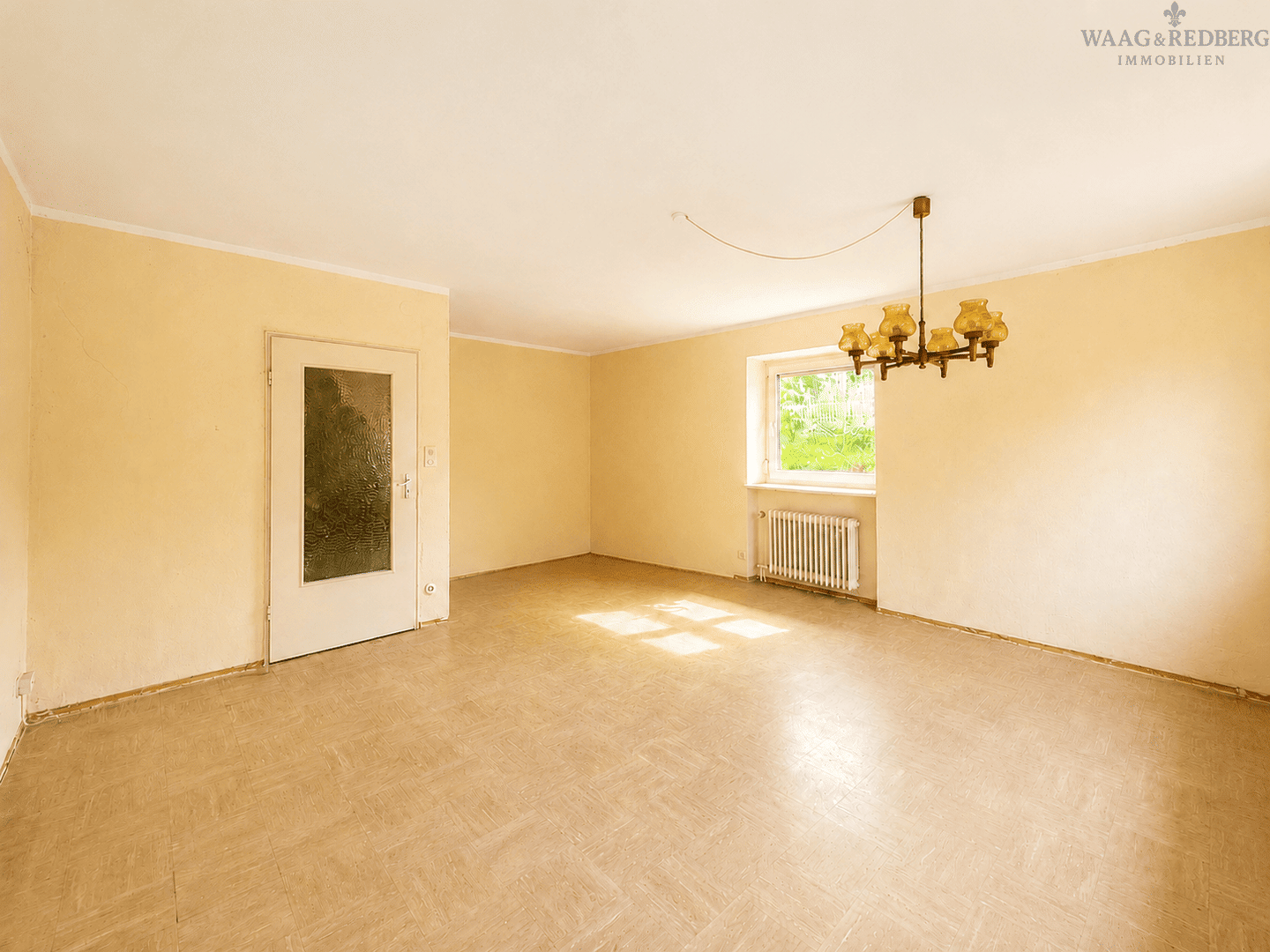Reihenendhaus mit großem Garten und vielseitigem Potenzial in Nürnberg-Eibach – Nürnberg – Vorschaubild 3