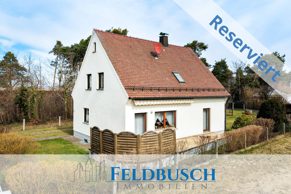 Charmantes Einfamilienhaus in der Hasenheide - mit Potenzial zur individuellen Gestaltung – Neumarkt in der Oberpfalz – Bild 1 von 9