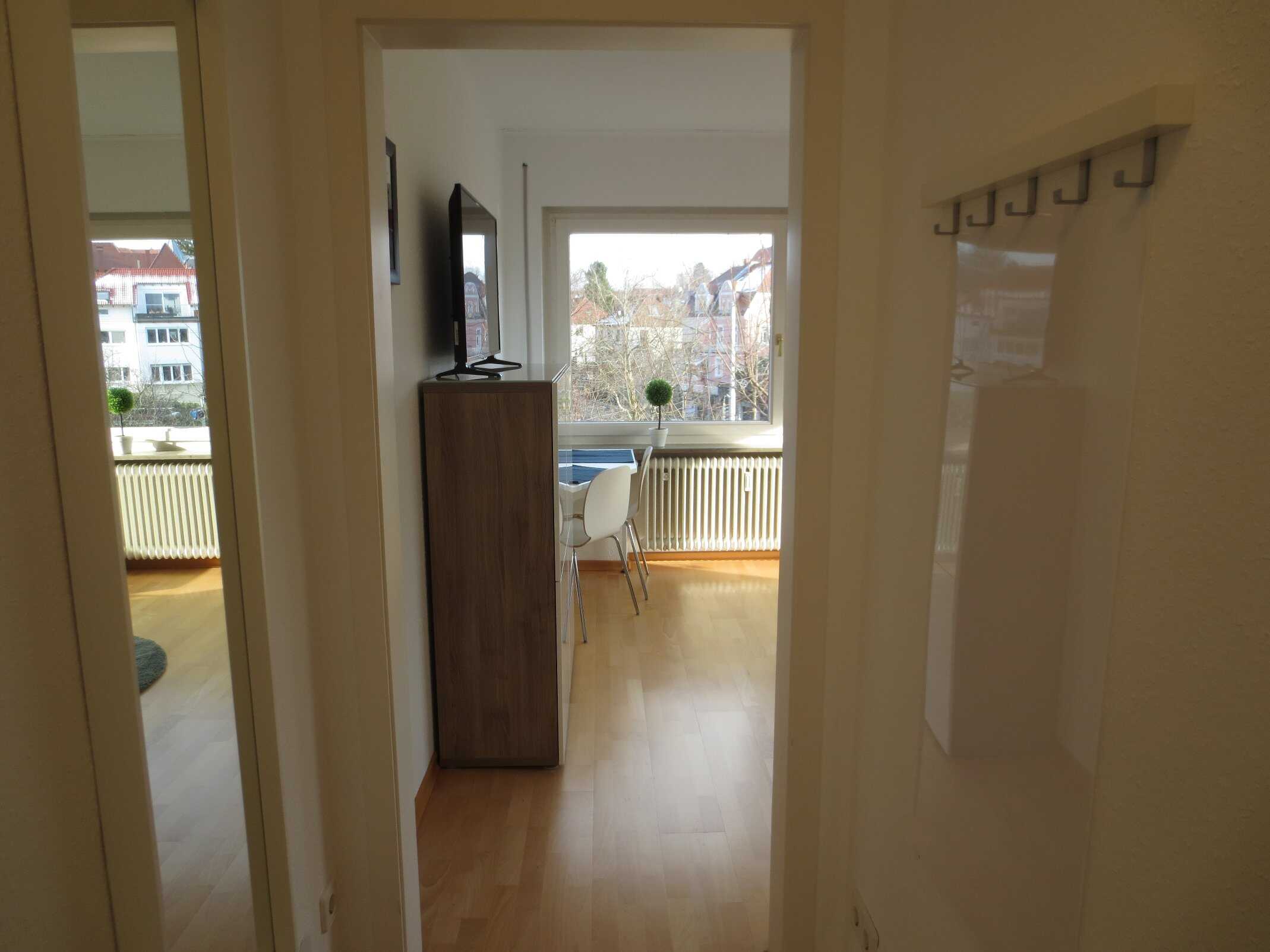 TOLLE LAGE - sehr helle 1-Zi-Whg in S-Mitte, Stellplatz - 1533 – Stuttgart – Vorschaubild 2
