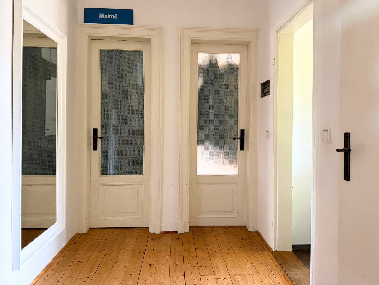 HISTORISCHER CHARME TRIFFT GEFRAGTE LAGE - 3-Zimmer-Altbauwohnung mit Balkon & Garage in Darmstadt – Darmstadt – Vorschaubild 2