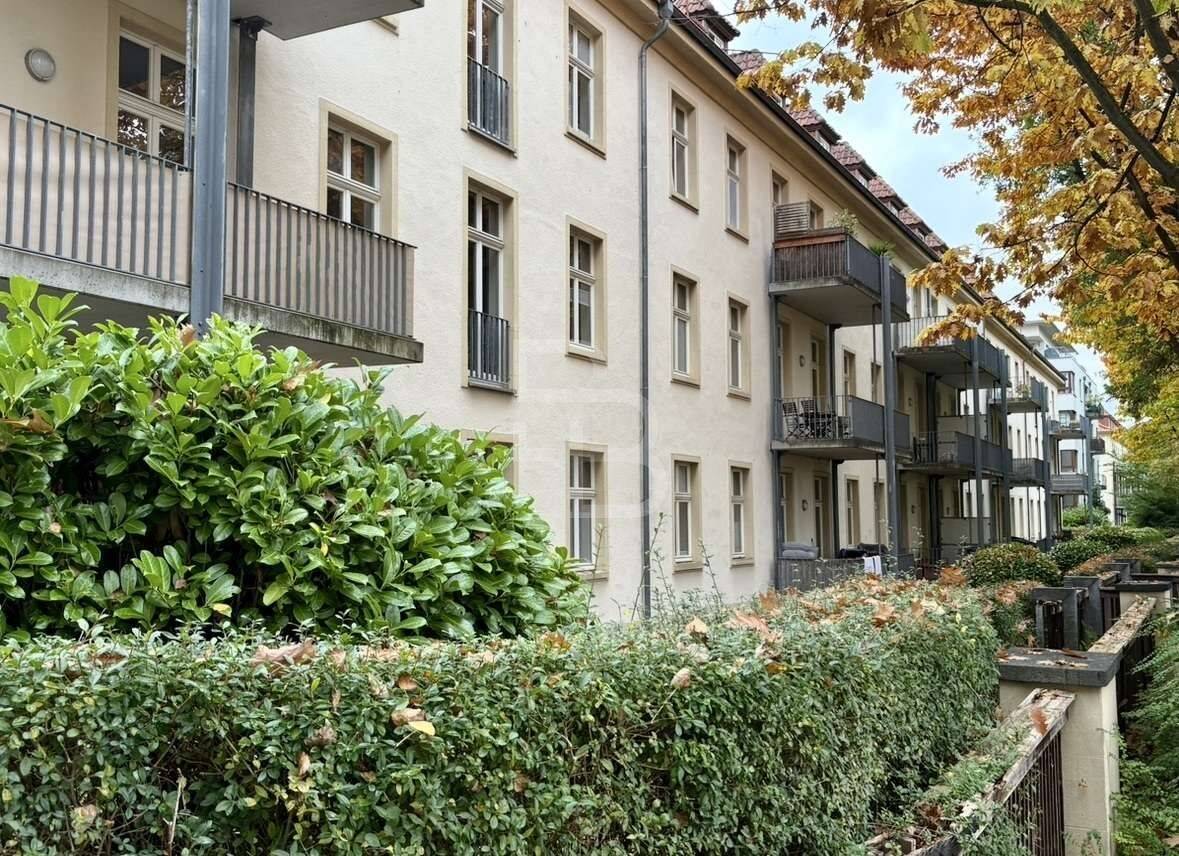 Stilvolles Altbauambiente in Junkersdorf inklusive Stellplatz! – Köln – Vorschaubild 2