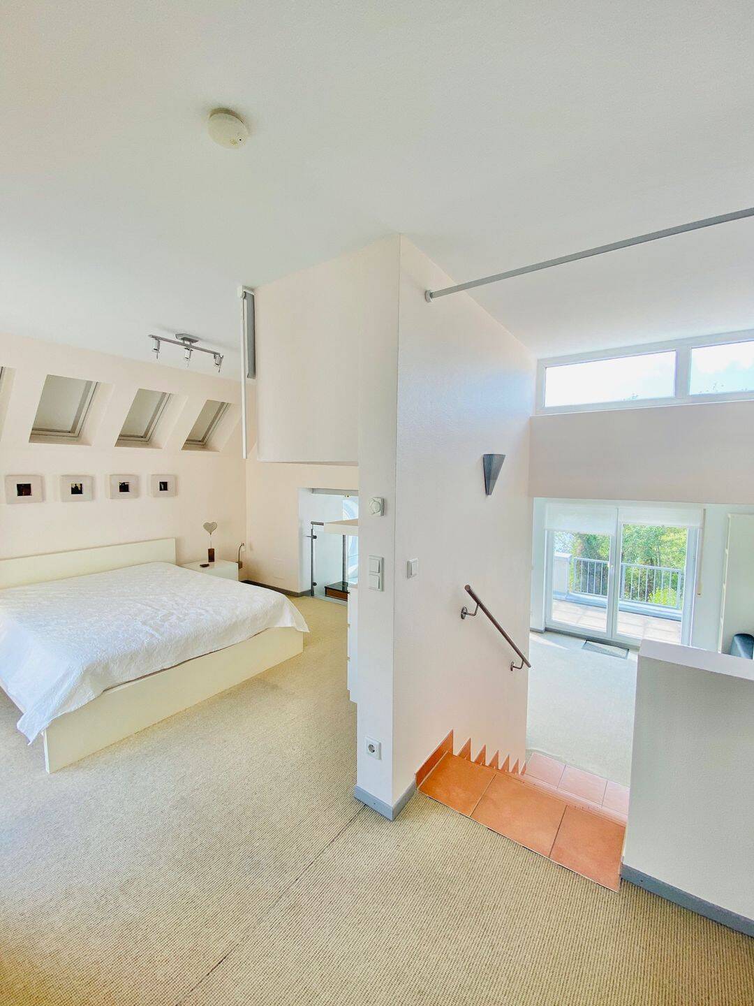Hochwertiges Wohnhaus - einzigartiger und unverbaubarer Rheinblick! – Wiesbaden – Vorschaubild 6