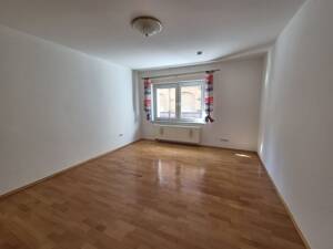 Bezugsfrei ab Sofort, Erdgeschosswohnung in Zentraler Lage – 67227 Frankenthal (Pfalz) – Vorschaubild 2
