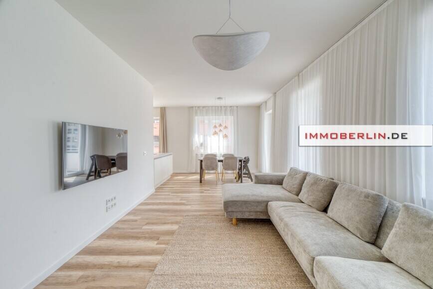IMMOBERLIN.DE - Exzellente Wohnung mit Südbalkon & Tiefgaragenplatz in sehr angenehmer Lage – Berlin – Vorschaubild 3