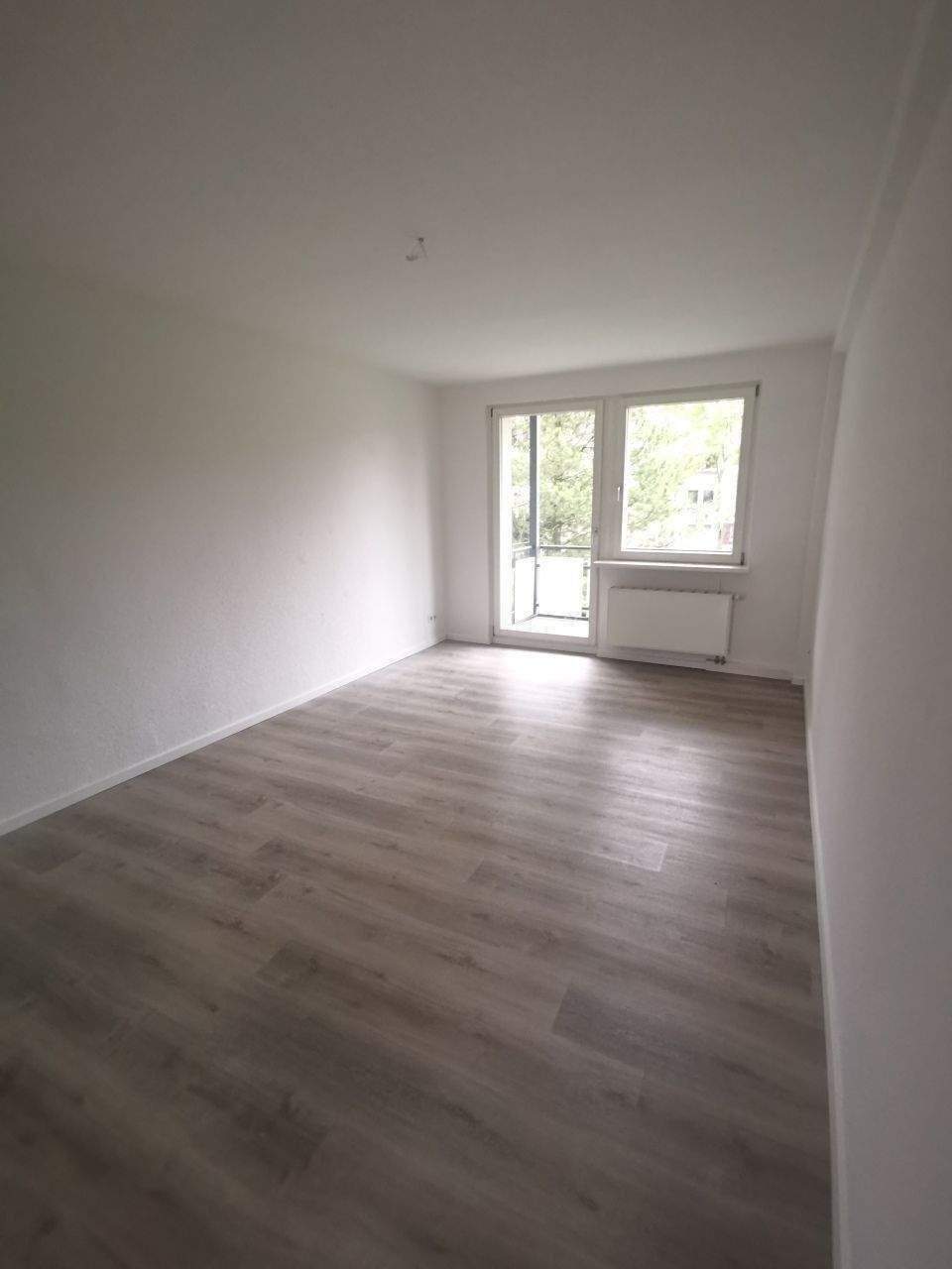 Ihre Suche hat ein Ende! Helle Drei-Zimmer-Wohnung mit Balkon – Chemnitz – Vorschaubild 7