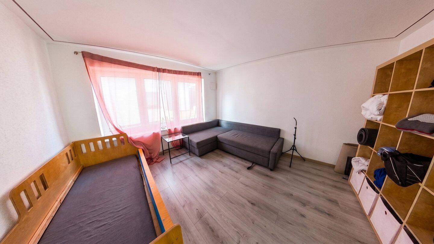 Modernisiertes Familienhaus mit Pool, Sauna, Smart Home & PV-Anlage – Beindersheim – Vorschaubild 5