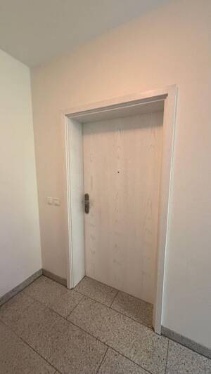Modernes Wohnen, 2-Zi.-Wohnung in Fürth-Dambach (Befristet für 1 Jahr / Ideal als Übergangslösung) – 90768 Fürth – Vorschaubild 5
