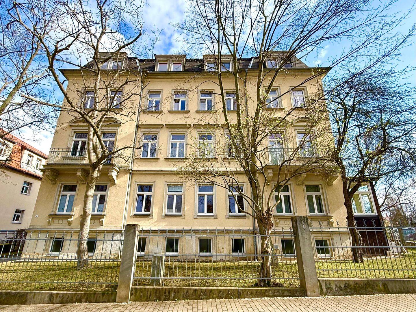 Attraktive 3-Raum-Wohnung in Uni-Nähe – Dresden – Bild 1 von 7