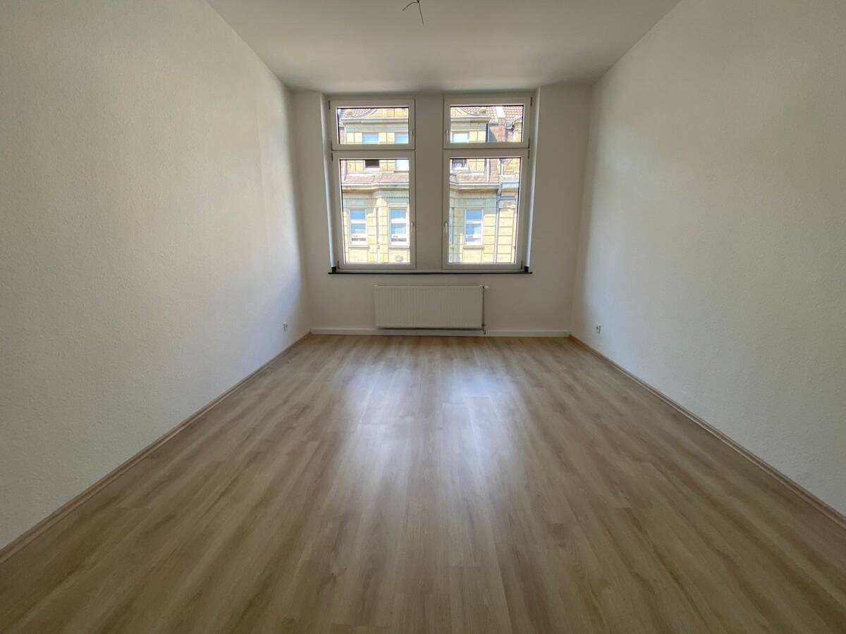 Frisch renovierte Wohnung – 47166 Duisburg – Bild 1 von 9